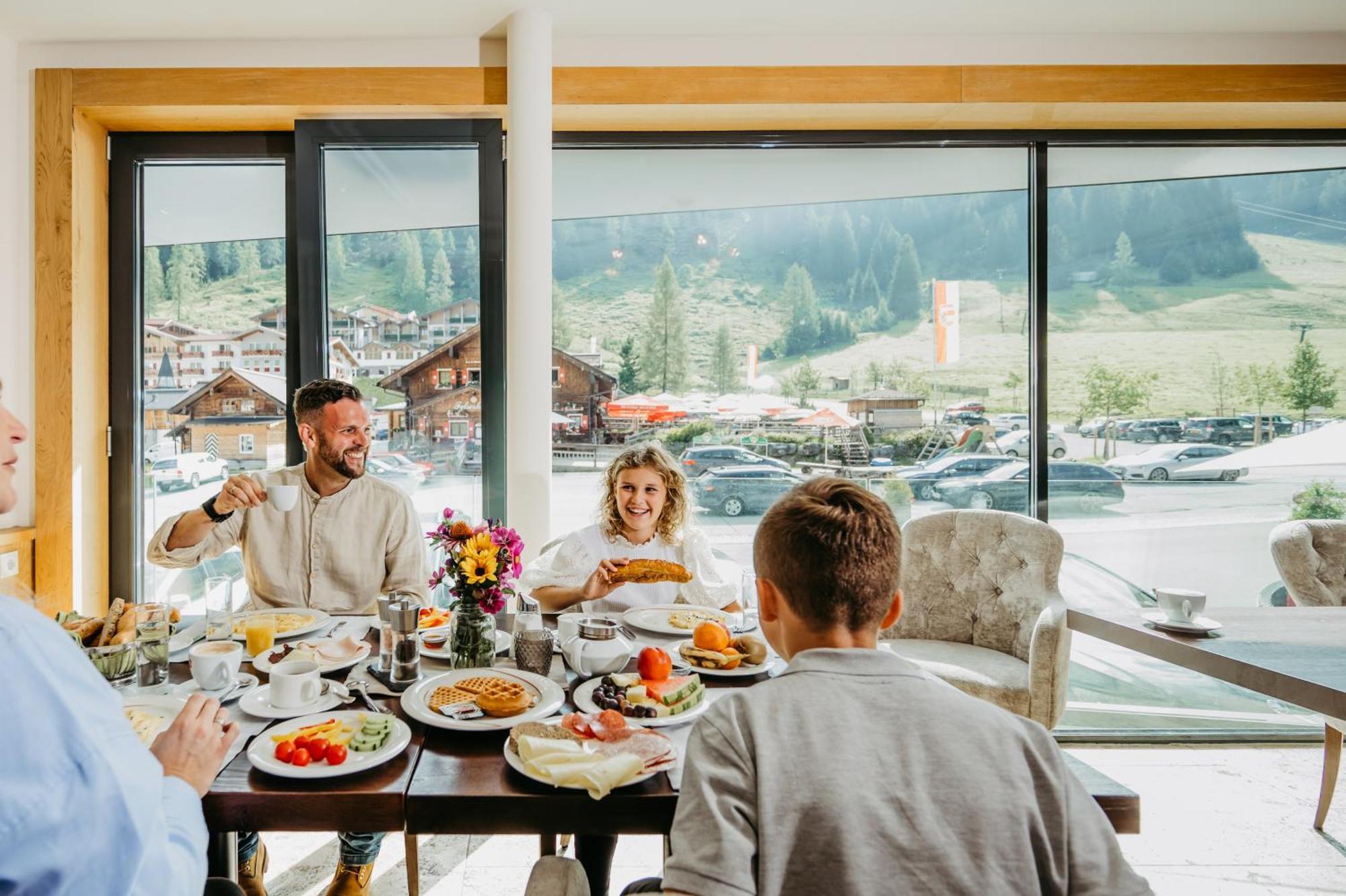 Hotel Salzburger Hof זאוכנסי מראה חיצוני תמונה